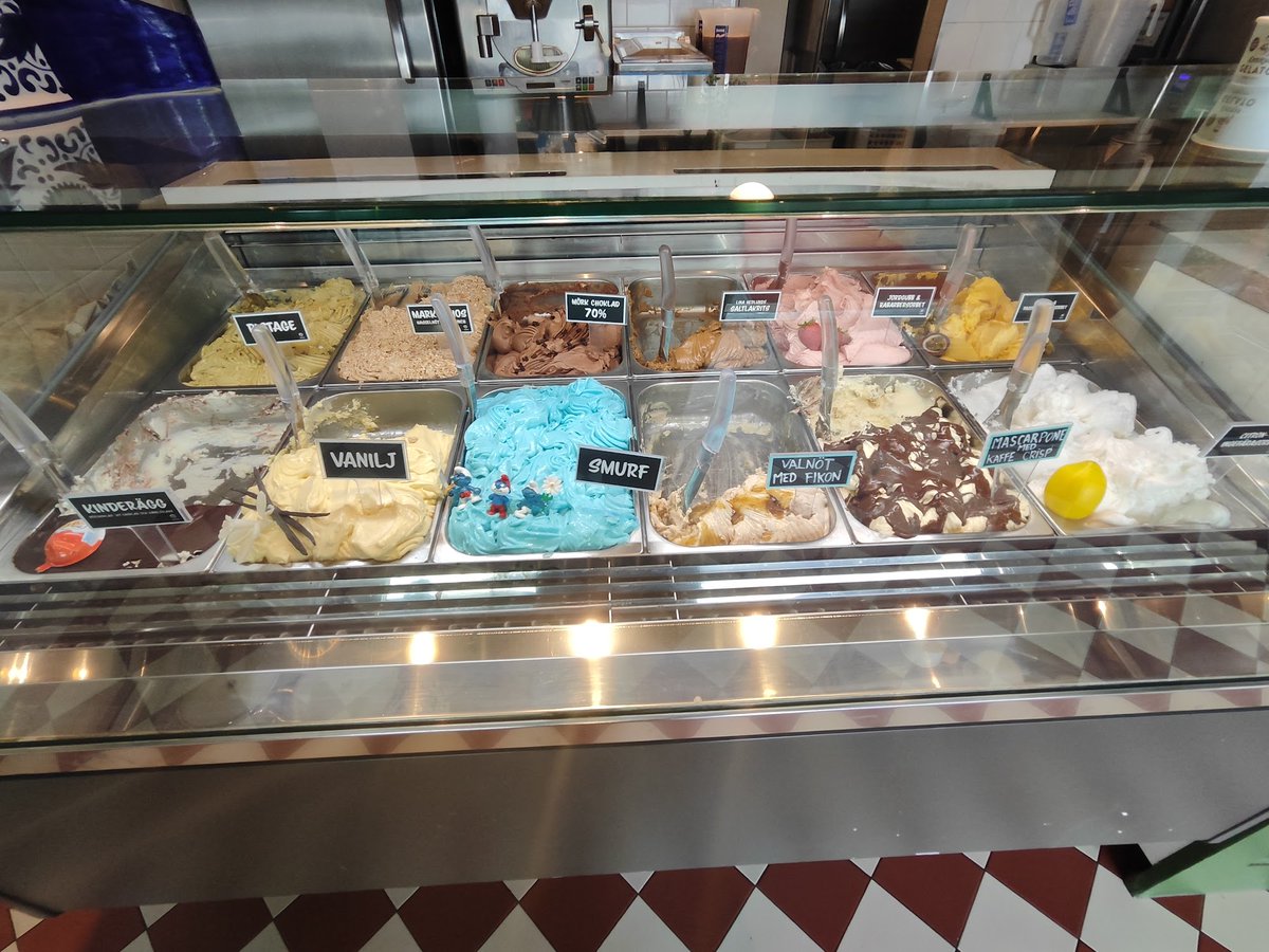 randomresto's tweet image. Kennys Gelato Tollare
4.5⭐ (635) $$
Tollare Kaj 10, 132 49 Saltsjö-boo, Sweden
maps.google.com/?cid=981605559…