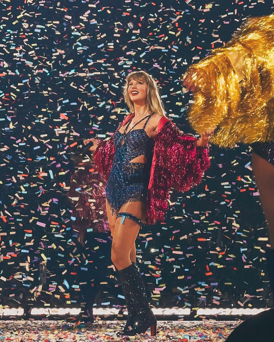taylorswiftes_'s tweet photo. Echo de menos la eras tour, no estoy llevando bien lo de que ya jamás volvamos a tener un concierto así 😭😭😭😭😭😭😭😭😭😭😭😭😭😭😭😭😭😭😭😭😭😭😭😭😭 https://t.co/78NPHKGMRB