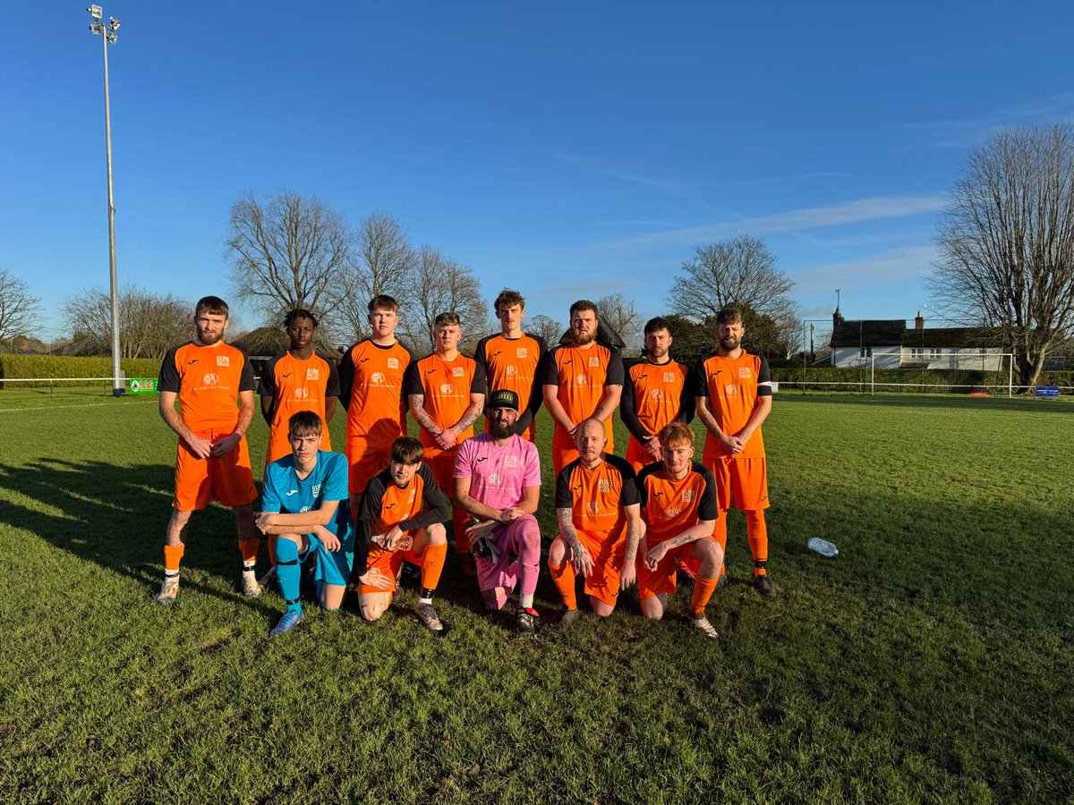 Unable to make it 4 games unbeaten as we fall to a 1-0 defeat to Pewsey Vale today. 

Good performance and a late goal from own error.  

But lads are performing great and we are sure will bounce back quickly