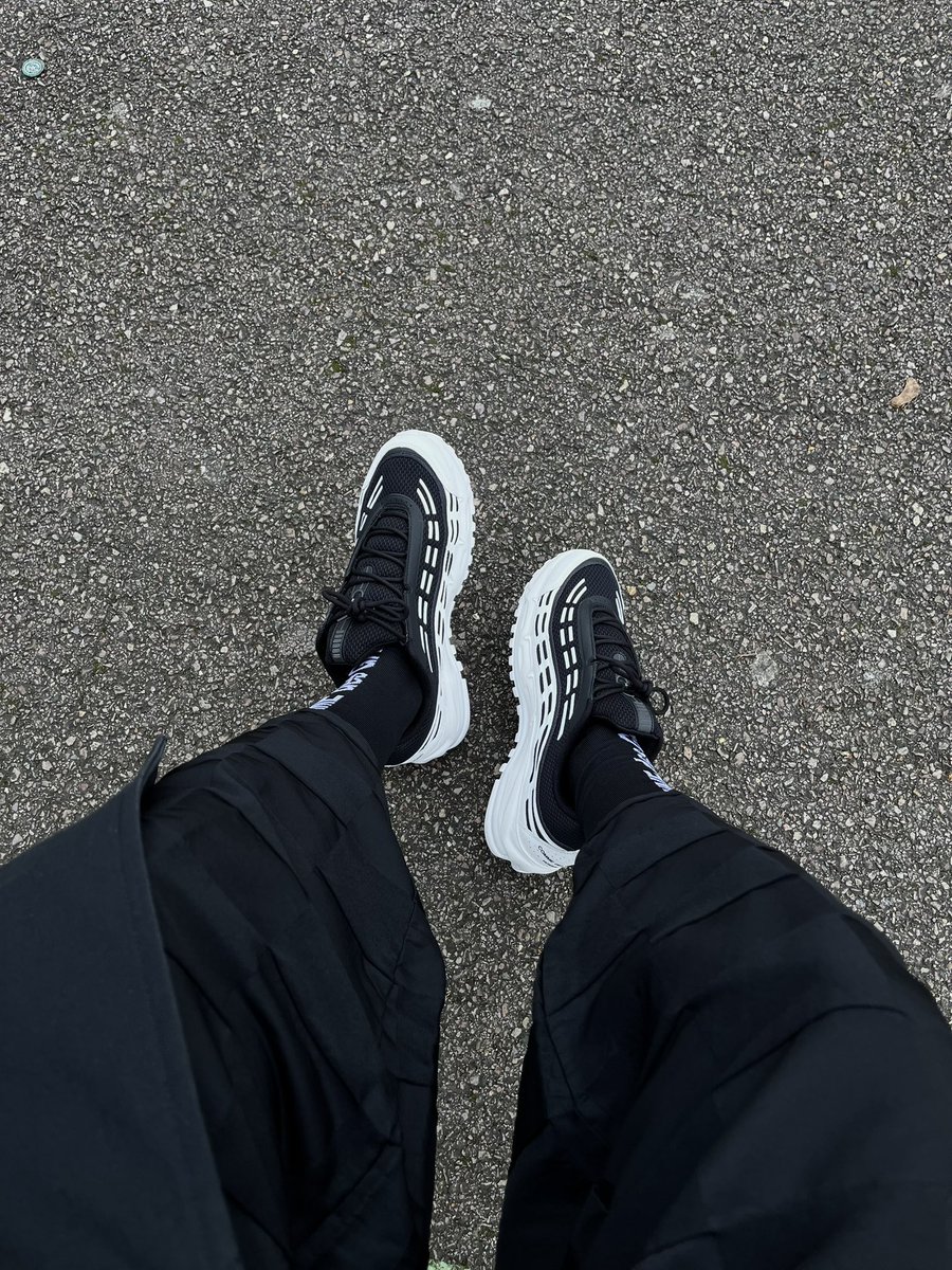 EddyMissamou's tweet photo. Merci pour tout Comme des Garçons 🖤🤍 https://t.co/AKXIrJxK1j