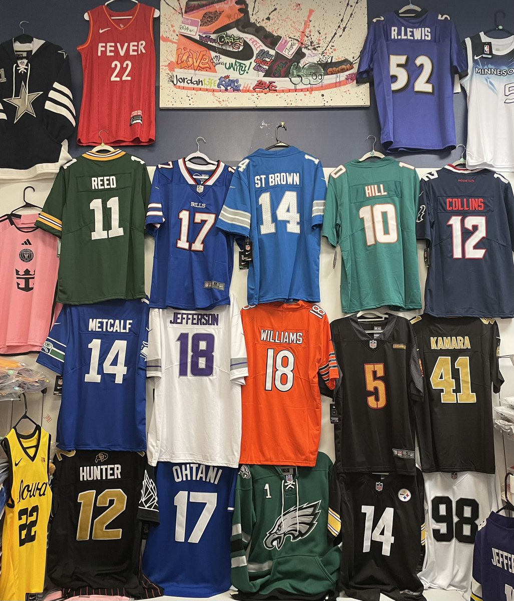 Great weekend to grab some #jerseys or a #hoodie Open all weekend at the shop. #wecanship If you need us to. Hit me up with any questions! #footballjersey #basketballjersey #baseballjersey #hockeyjersey #messi #ronaldo #gretzky #footballsunday #shippingavailable #lastminutegifts