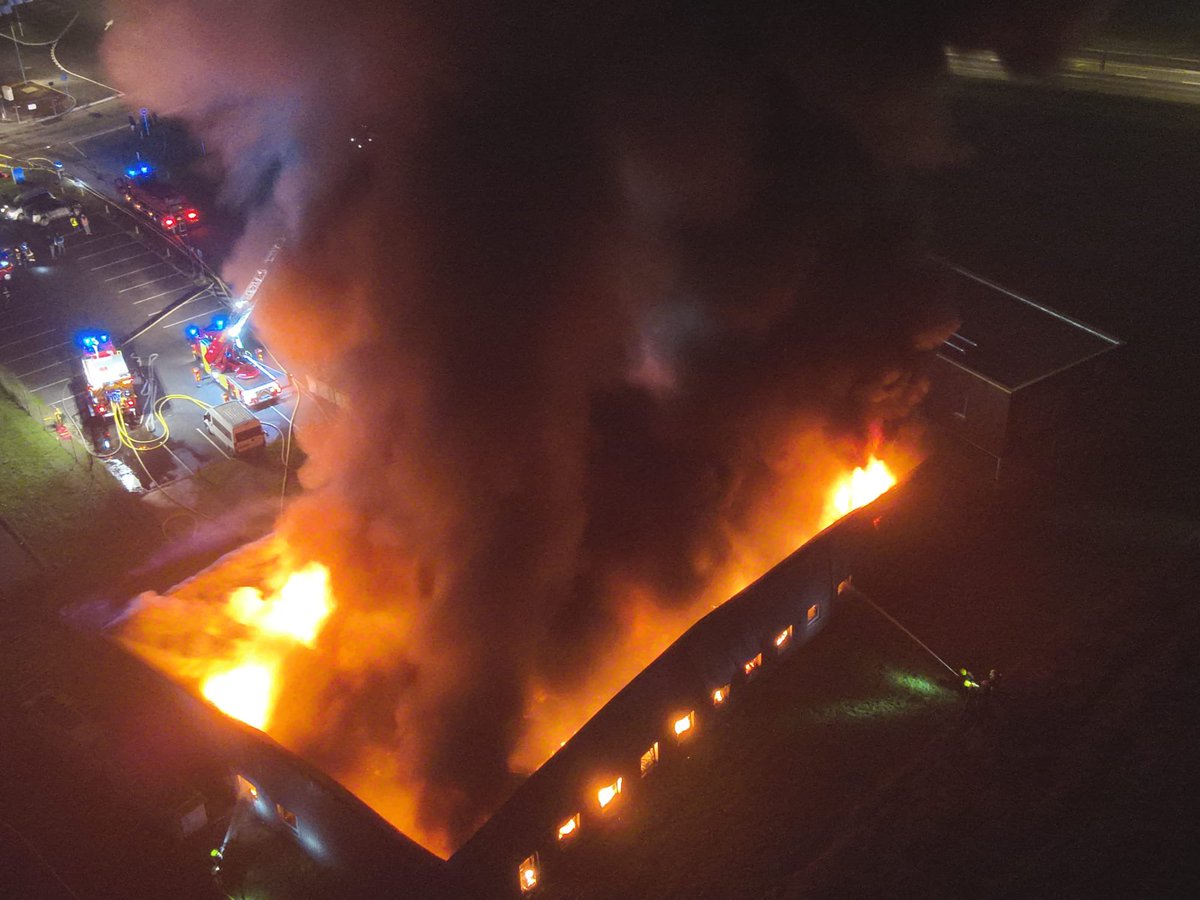 J’organise lundi une réunion avec les services de l’Etat,collectivités territoriales,#URSSAF,#Assurances, #CCI41, #MEDEF, #CPME…afin de permettre aux dirigeants de vite sortir de cette situation de désolation et de retrouver des capacités de production dans une période cruciale.