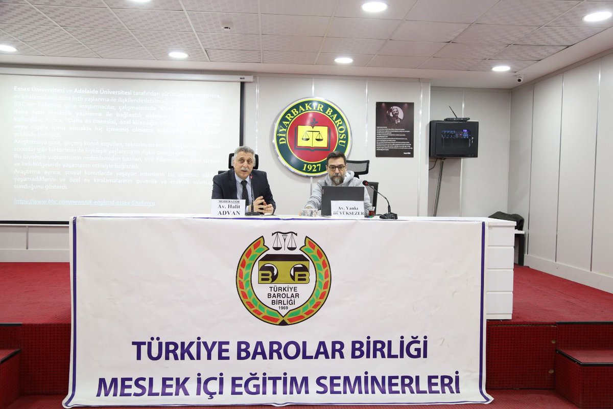 ADVANHalit's tweet photo. TBB Eğitim Merkezi adına Diyarbakır Barosu avukatlarına Sn. Av. Yankı Büyüksezer ile  Kira Hukuku Uygulamaları seminerini yaptık. Hocamıza teşekkür ediyoruz. https://t.co/NrSdlJL3td