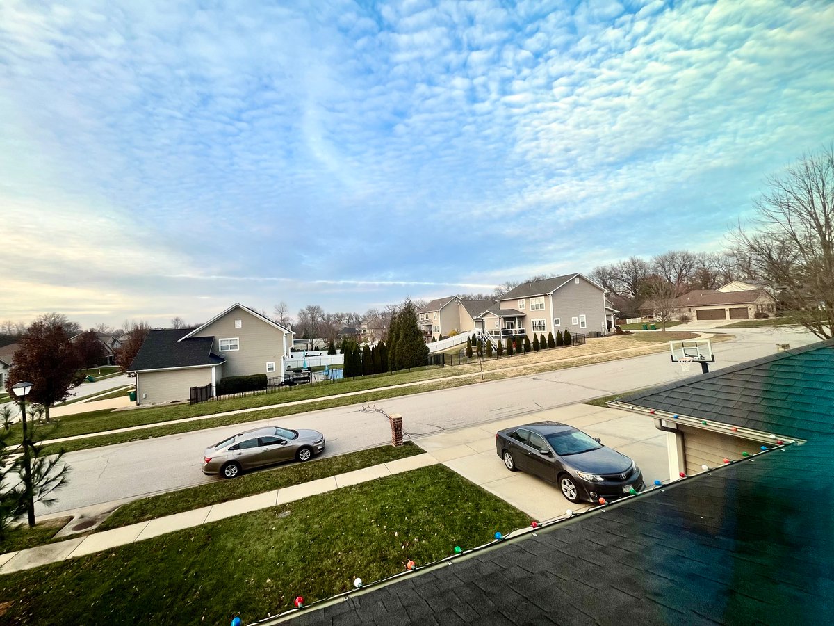 pREJEKTS's tweet image. This has been almost daily in the @stltoday @bellevillenewsd  @OFallonIL @ScottAFB area!  Coordinated sky blanketing #solarRadiationManagement
#GeoEngineering