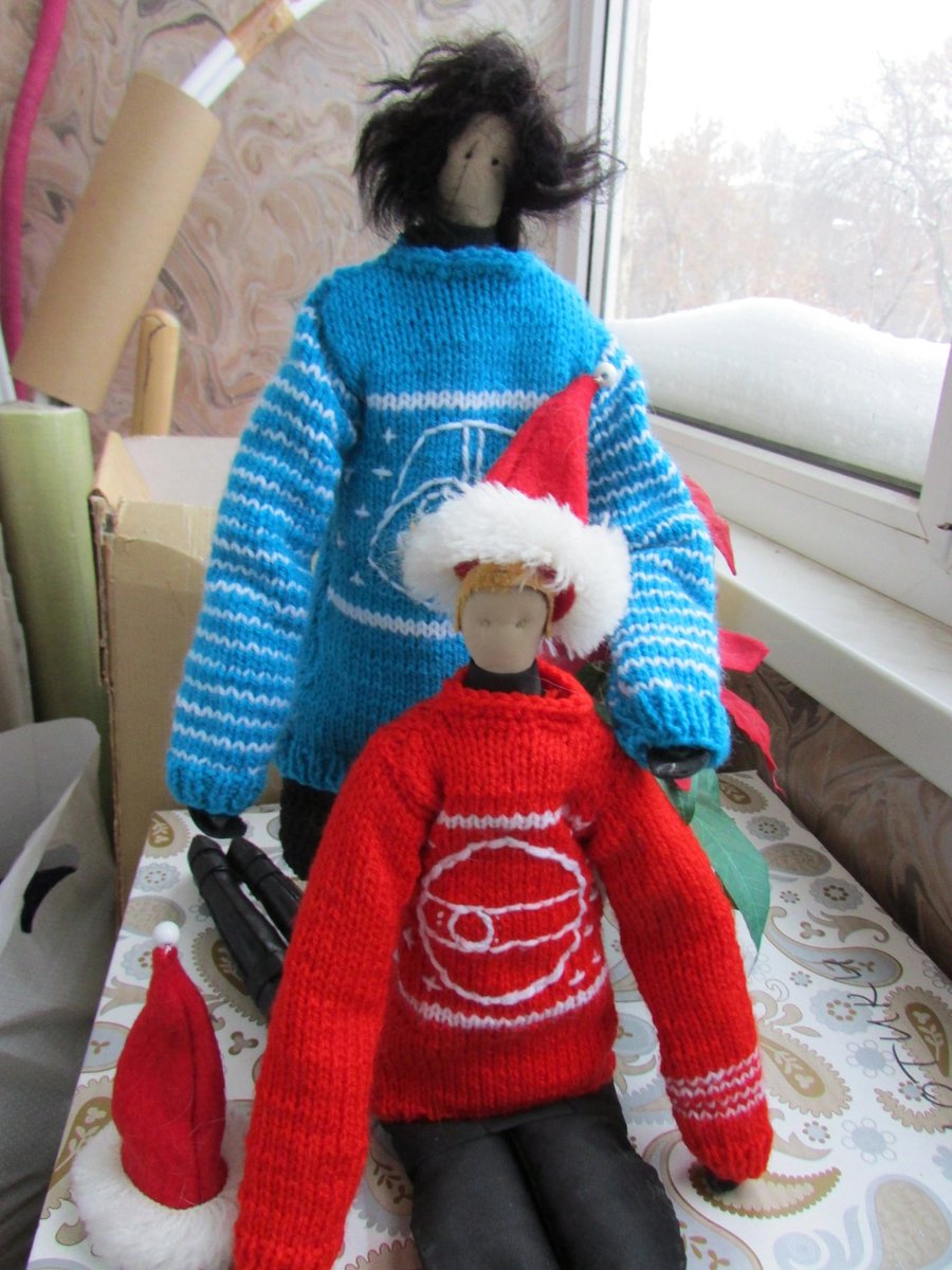 blackkingsdream's tweet photo. December 14 - Knitting Day)))
#Calendar #KyluxDolls #myhandmade https://t.co/WGwT1GSNla