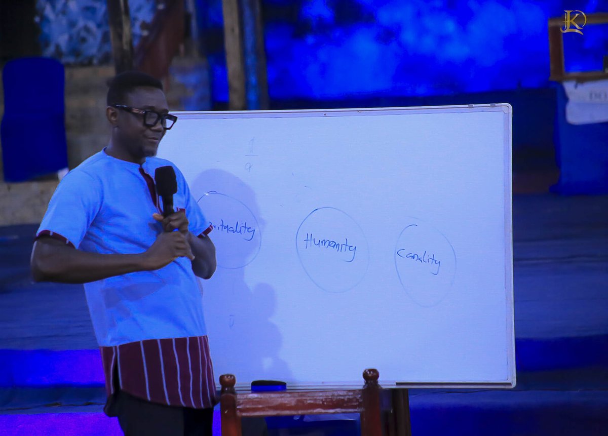 kl_dickson's tweet photo. "Affirm in public, rebuke in private"
Pr. Olugbenga Sanya
#DiscipleshipCulture
#DiscipleshipTraining https://t.co/1nIFJPq5wn
