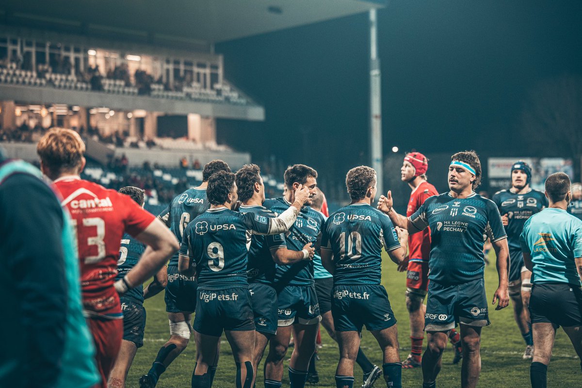 Agen Rugby - SUA LG (@agen_rugby) on Twitter photo Hier soir c’était une soirée 5 ⭐️
Merci d’avoir fait vibrer Armandie 🏟️
On se voit l’année prochaine ? ⬇️
🎟️ bit.ly/3ZO4XBk Hier soir c’était une soirée 5 ⭐️
Merci d’avoir fait vibrer Armandie 🏟️
On se voit l’année prochaine ? ⬇️
🎟️ bit.ly/3ZO4XBk