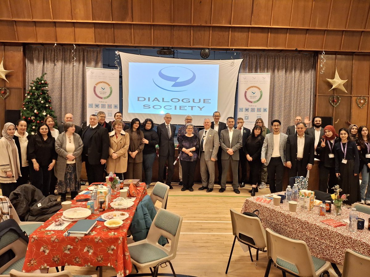Delighted to speak this afternoon at the Liverpool <a href="/DialogueSociety/">Dialogue Society</a> Christmas event, representing <a href="/LdLtMerseyside/">LdLtMerseyside</a>. Their theme this year is #VoicesInUnity.