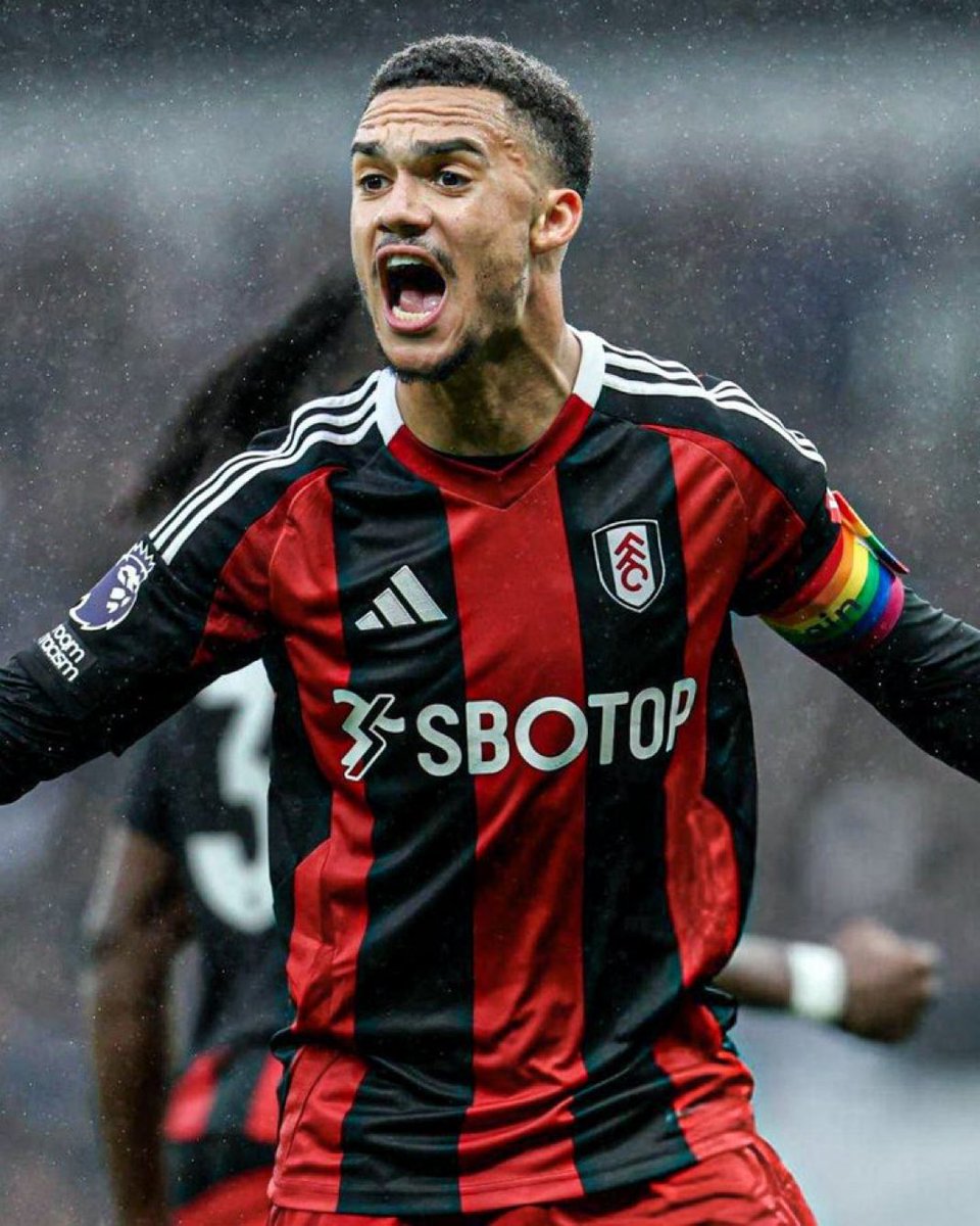 LFCVine's tweet image. This is the left back we need to sign, he was class today to be fair👏