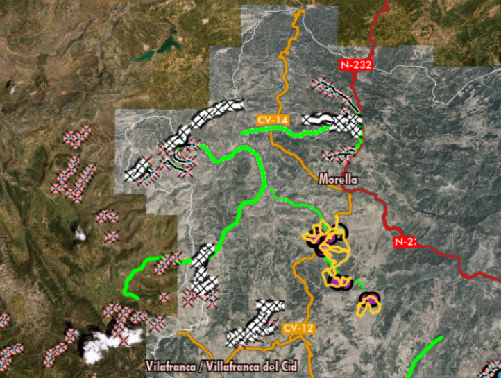 ‼️Molta gent es va apropar ahir a la Sala de Justícia <a href="/ajmorella/">Ajuntament de Morella</a> per parlar i debatre sobre la creixent tramitació de macroprojectes energètics a la comarca, especialment les greus afeccions que suposaria el macropolígon solar d'ACCIONA sobre la zona més fèrtil del terme #Morella