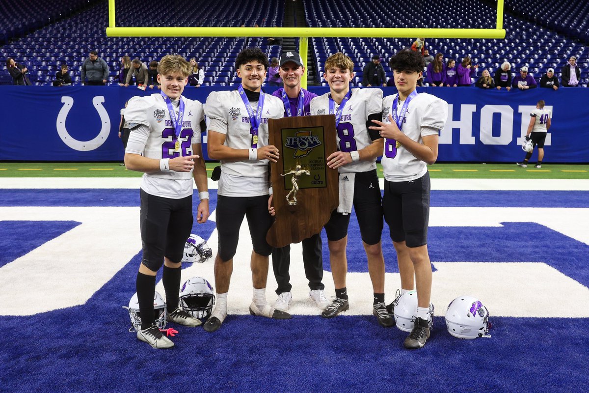 Such a blessing to have a great senior season!

Post Season Highlights: 

hudl.com/v/2RGVyh

-2024 IHSAA 6A State Champions
-2024 Phil N. Eskew Mental Attitude Award Winner
-2nd Team All HCC
-2024 Indy Star Super Team High Honorable Mention 
-2024 Brownsburg Offensive-MVP