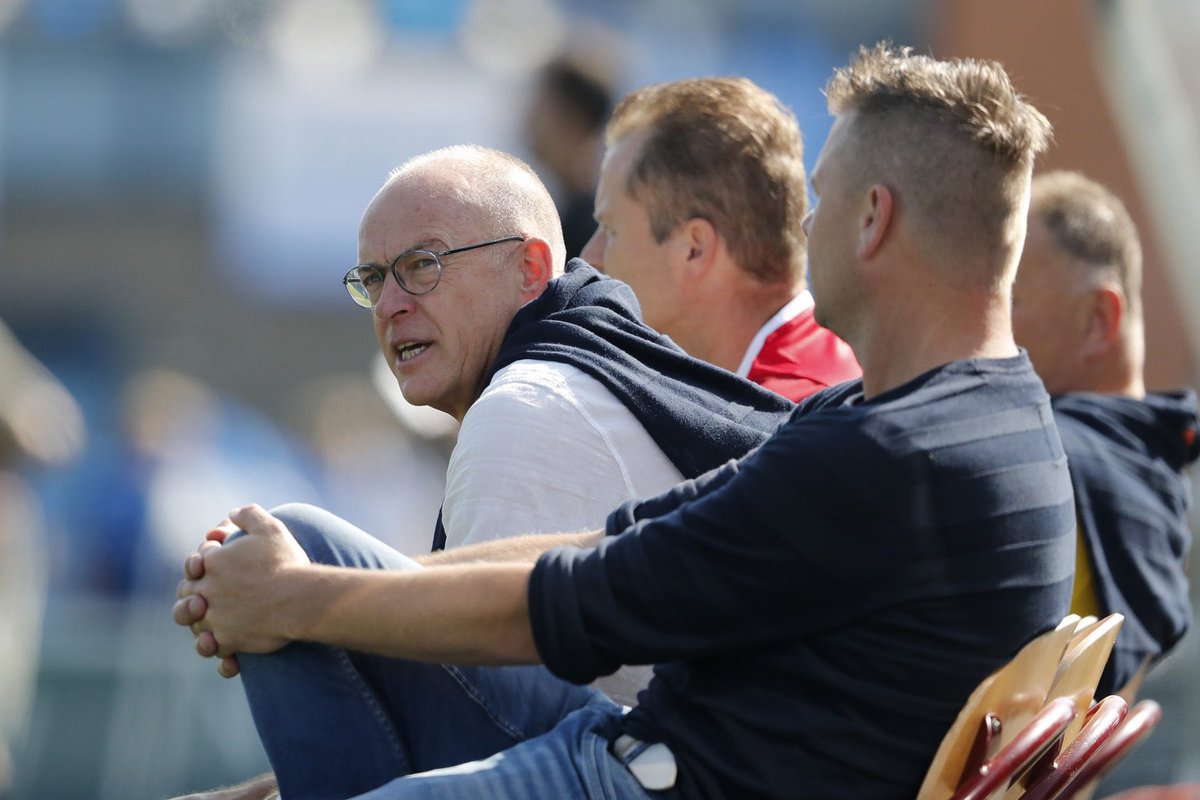 🗞️ Lucas Hoekman stapt in als interim trainer Urk #norvuren 💙🤍

 svurk.nl/lucas-hoekman-…