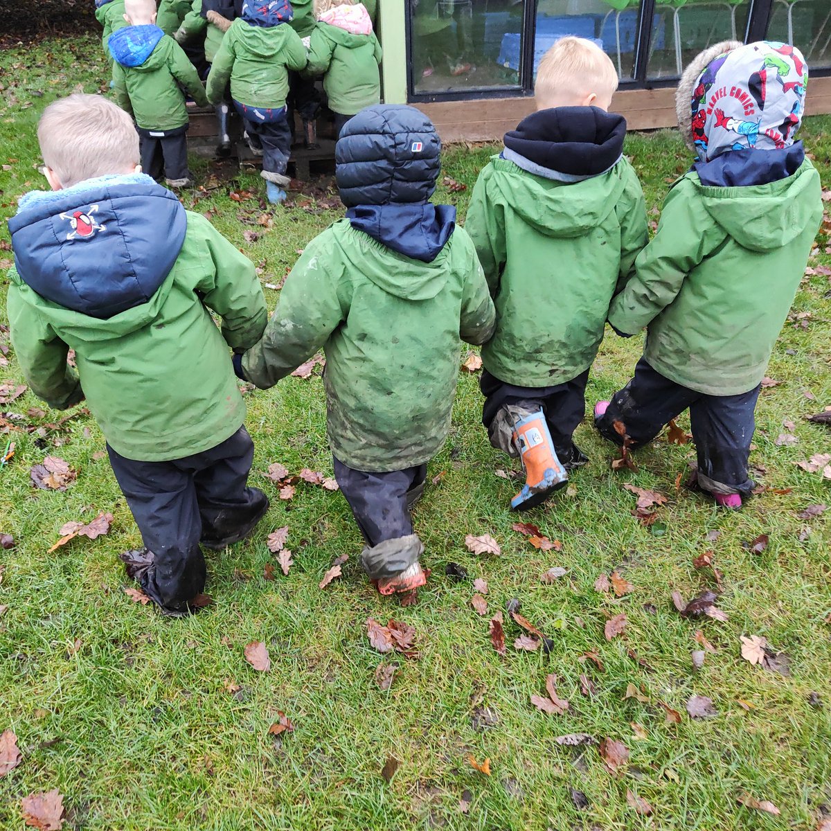 just gilly tweet media