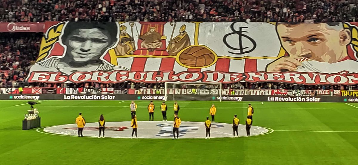 Si somos el mejor grupo , y tenemos la mejor brigada tifo del país, se dice y no pasa nada. 
Orgullo De Nervión. Don Jesús Navas.