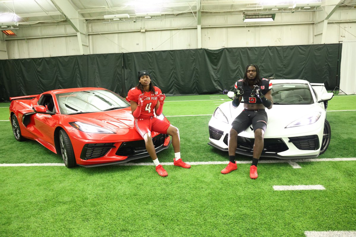 Christopher Davis Jr (@cdj18_) on Twitter photo Great time on my Official Visit at Austin Peay!! <a href="/CoachQLee/">Quinton Lee</a> <a href="/DPcoachfootball/">DeOn'tae Pannell</a> @AP_Coach_Weave <a href="/mr_oppertunity/">Christian Davis</a> Great time on my Official Visit at Austin Peay!! <a href="/CoachQLee/">Quinton Lee</a> <a href="/DPcoachfootball/">DeOn'tae Pannell</a> @AP_Coach_Weave <a href="/mr_oppertunity/">Christian Davis</a>