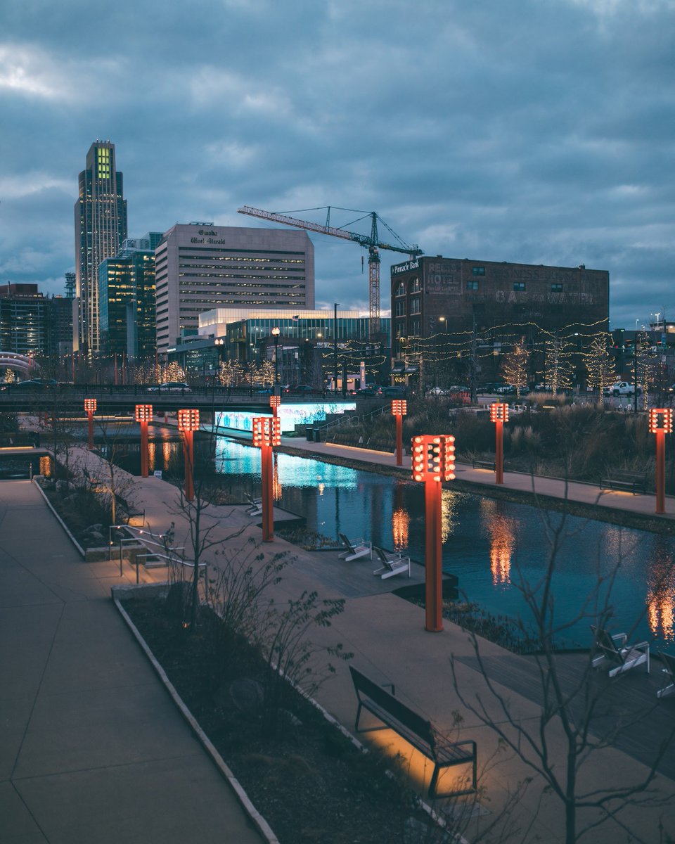 DomVisuals's tweet photo. December in Omaha 🎄 https://t.co/NzA9VKlTFg