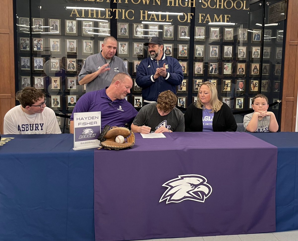 Officially official ✍🏻 <a href="/AsburyBaseball/">Asbury U. Baseball</a>