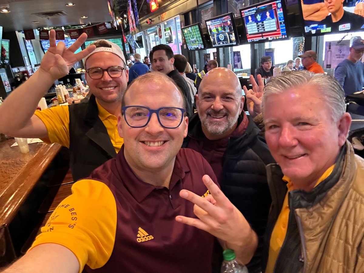 GAsundevils's tweet photo. Living our best lives cheering on @SunDevilHoops  !!  Come on out to @HudsonGrilleD !! Heading to @westindowntown  at 1:30 - to send off the team to @StateFarmArena  !! #ForksUp  @K_Dodd3  @TimHealeyASU https://t.co/wi1fpLvgdH