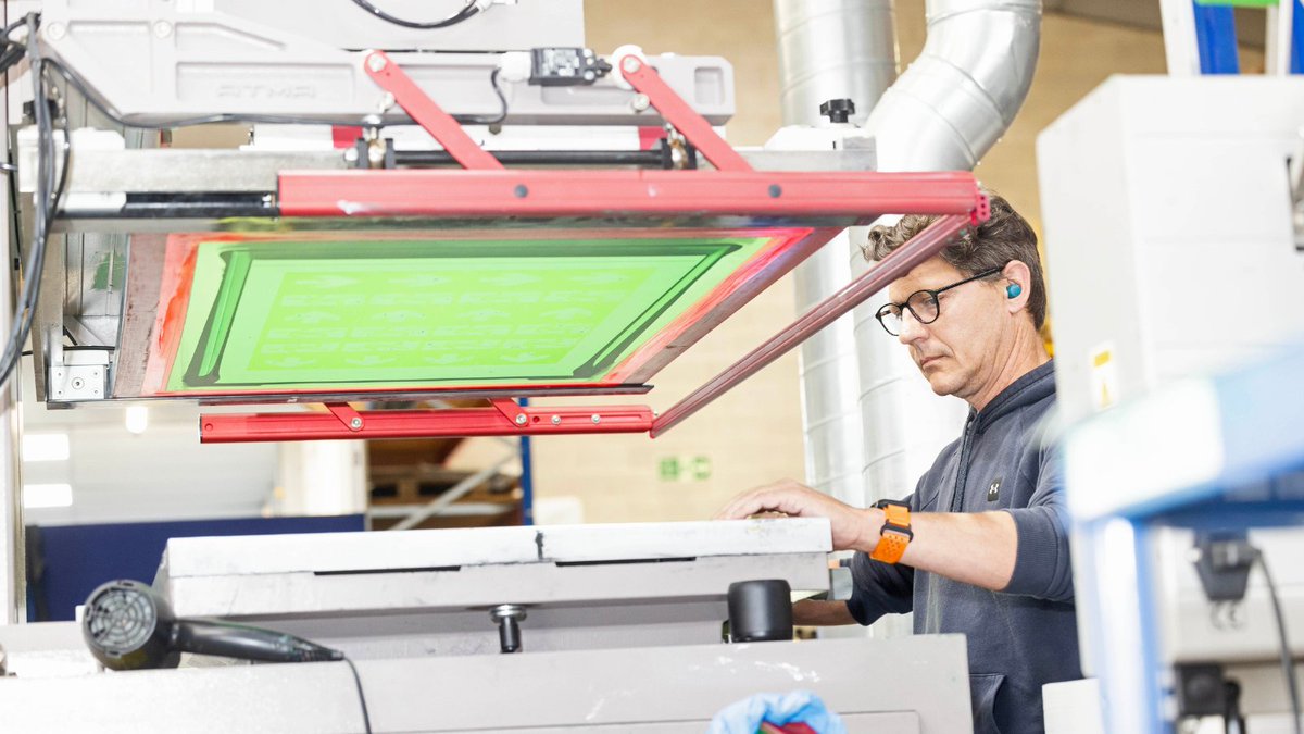 Find out what your manufacturing business needs to grow at the Derbyshire Manufacturing Network this January. Taking place at Dronfield Hall Barn with <a href="/EMChamberNews/">Chamber Newsroom</a> 

👉Find out more: chesterfield.co.uk/events/support…  

#ChesterfieldEvents #ChesterfieldBusiness