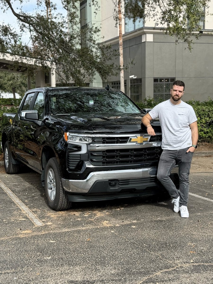 BeardedBj's tweet photo. Hello ORLANDO!

Who is ready to hop into my Throatmobile pick up truck and get their dick sucked and drained empty? Can’t wait to try cruising the spots with this beast. https://t.co/tVnHMHnRsC