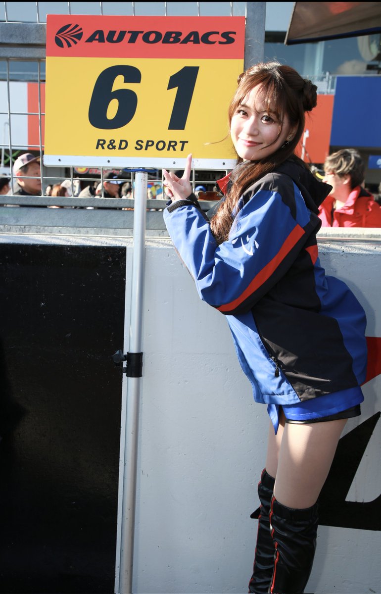 mk0327sayu's tweet photo. #スーパーGT 
#SUPERGT2024 
#GRAND_FINAL 
#SUPERGT30TH
#SUBARU
#BREEZE 
#声援は力だ
#レースアンバサダー 
#桜田莉奈 さん(@rina_sakurada)
#りなし https://t.co/5bVze0qV1q