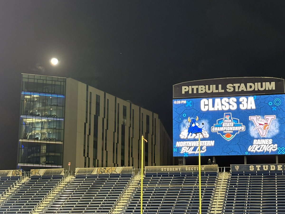 Jeff Carlson (@jeffcarlson15) on Twitter photo Wrapping up the <a href="/FHSAA/">FHSAA</a> finals <a href="/FIUFootball/">FIU Football</a> with the 3A <a href="/rainesfootball/">Raines High School Football</a> <a href="/MNW_Bulls1955/">Miami Northwestern Senior High Bulls</a> Wrapping up the <a href="/FHSAA/">FHSAA</a> finals <a href="/FIUFootball/">FIU Football</a> with the 3A <a href="/rainesfootball/">Raines High School Football</a> <a href="/MNW_Bulls1955/">Miami Northwestern Senior High Bulls</a>