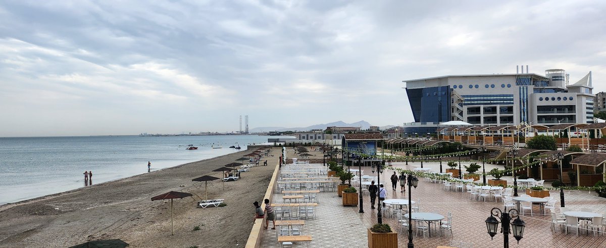 randomresto's tweet image. 1001 Gecə Ailəvi İstirahət Mərkəzi
3.7⭐ (31) 
8Q4W+9FH, Baku, Azerbaijan
maps.google.com/?cid=146880082…