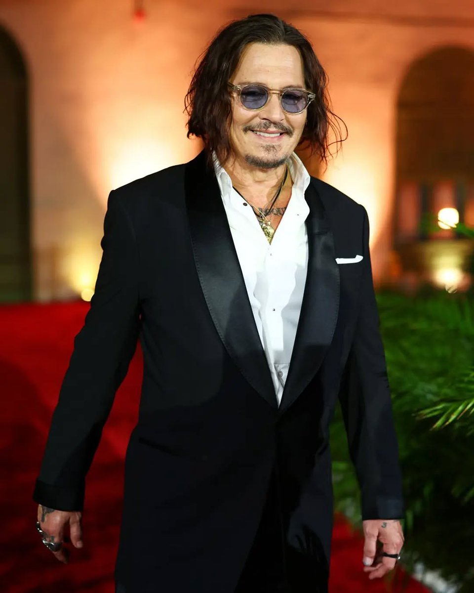 Johnny Depp, el dueño de mi corazón tweet media