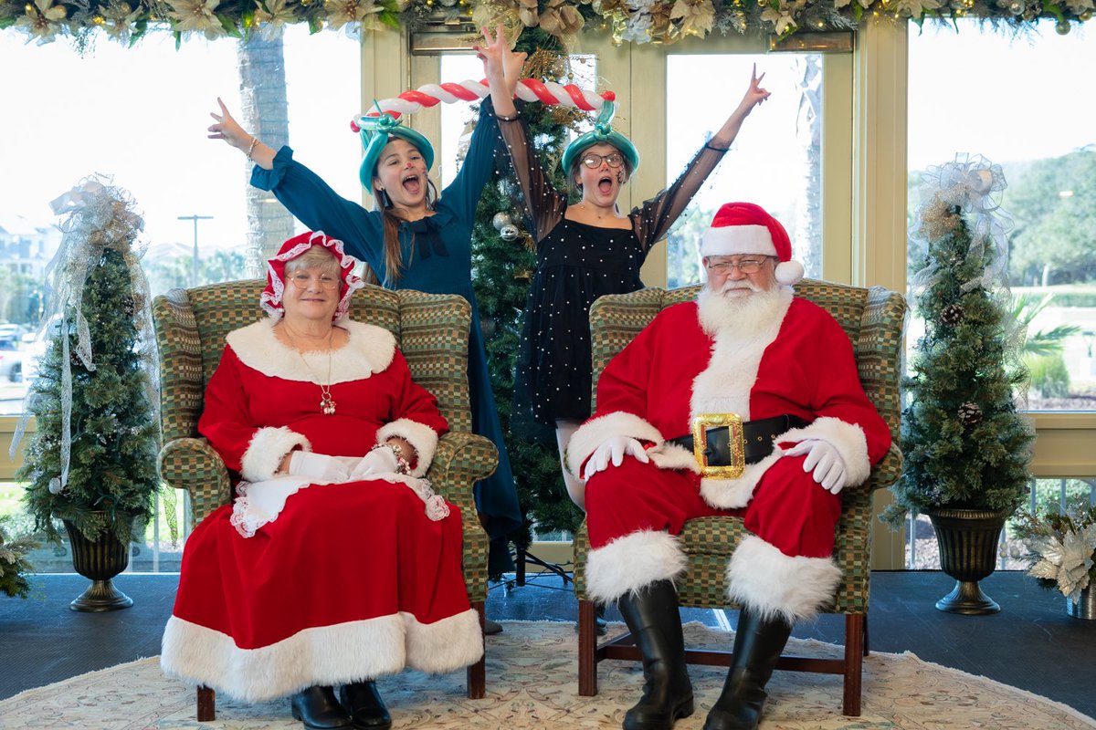 It was a Holly Jolly good time today with our family Saturday Santa Breakfast. We are looking forward to his extended stay this weekend and more fun memories as Santa returns for Sunday Brunch and to collect those special wish lists!

#dunesgolfandbeachclub