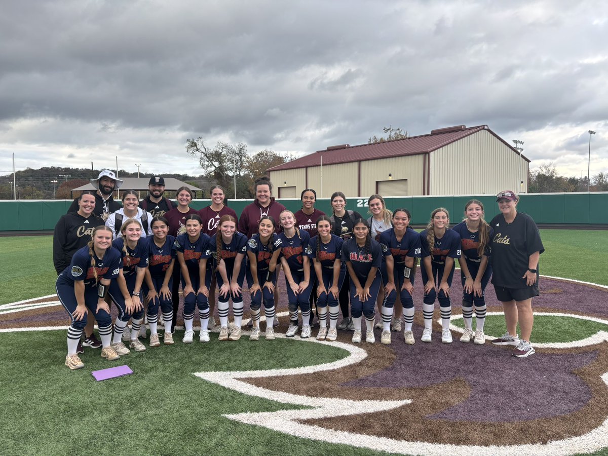 allennatalia_28's tweet photo. Thanks coaches for putting on a great camp. I had an amazing time and learned a lot!! @TXStateSoftball @ScottWoodard8 @Rw15Woodard  @TXBlz16uGoldFut https://t.co/nyidzuPPdQ