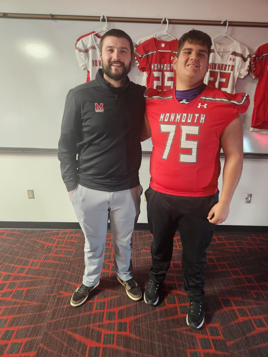 Ellis Kircher (@elkircher) on Twitter photo Blessed to receive an offer from Monmouth College <a href="/CooperGosch/">Coach Gosch</a> <a href="/CoachFreitag/">Joe Freitag</a> <a href="/KahokGridiron/">Collinsville Kahok Football</a> <a href="/CoachRhodes_FB/">Colton Rhodes</a> Blessed to receive an offer from Monmouth College <a href="/CooperGosch/">Coach Gosch</a> <a href="/CoachFreitag/">Joe Freitag</a> <a href="/KahokGridiron/">Collinsville Kahok Football</a> <a href="/CoachRhodes_FB/">Colton Rhodes</a>