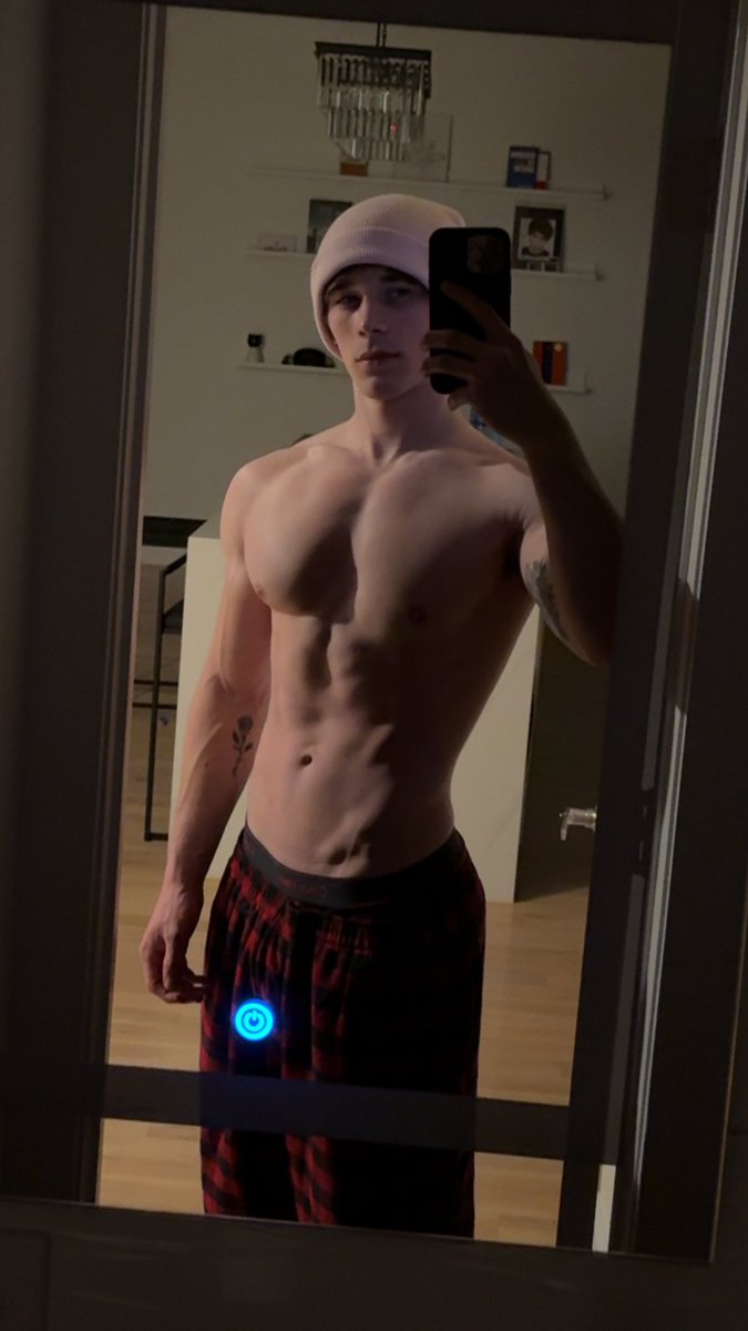 Brandon Rowland (@brandonrowland) on Twitter photo 