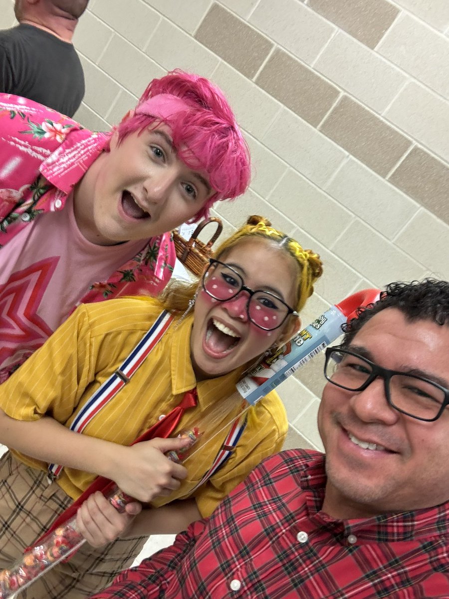 PrunedaIII's tweet image. BRAVO….@harlantheatre I was blown away by The SpongeBob Musical!!! What an amazing production by our fine arts department!!!! @NISDHarlan