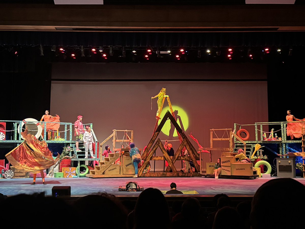 PrunedaIII's tweet image. BRAVO….@harlantheatre I was blown away by The SpongeBob Musical!!! What an amazing production by our fine arts department!!!! @NISDHarlan