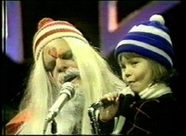 The Pie at Night tweet media