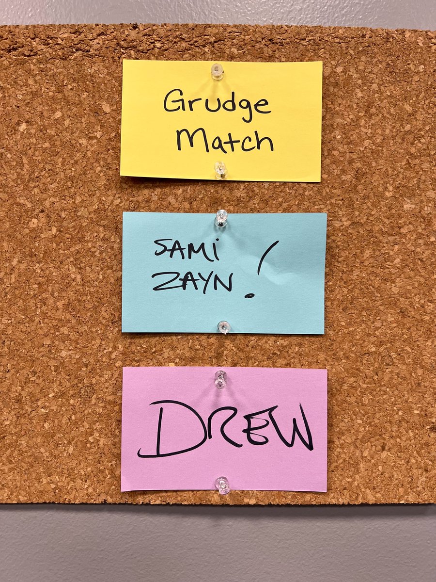 WWE's tweet image. LIVE from New York it's Saturday Night's Main Event! 👏 🔥 

Don't miss #SNME LIVE NATIONWIDE at 8PM ET /5PM PT on @nbc &amp;amp; @peacock!