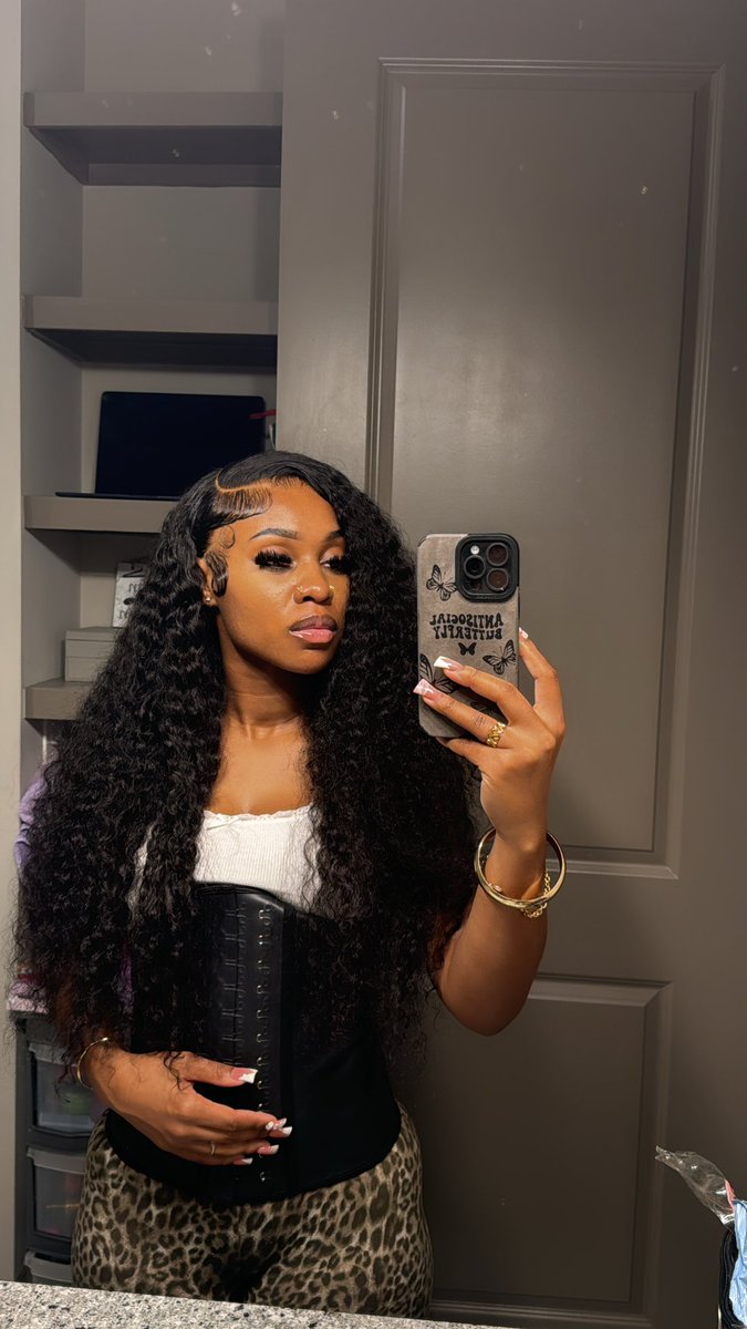 TherealLinadoll's tweet photo. Always a look🤎 https://t.co/V8oeE3vMzn