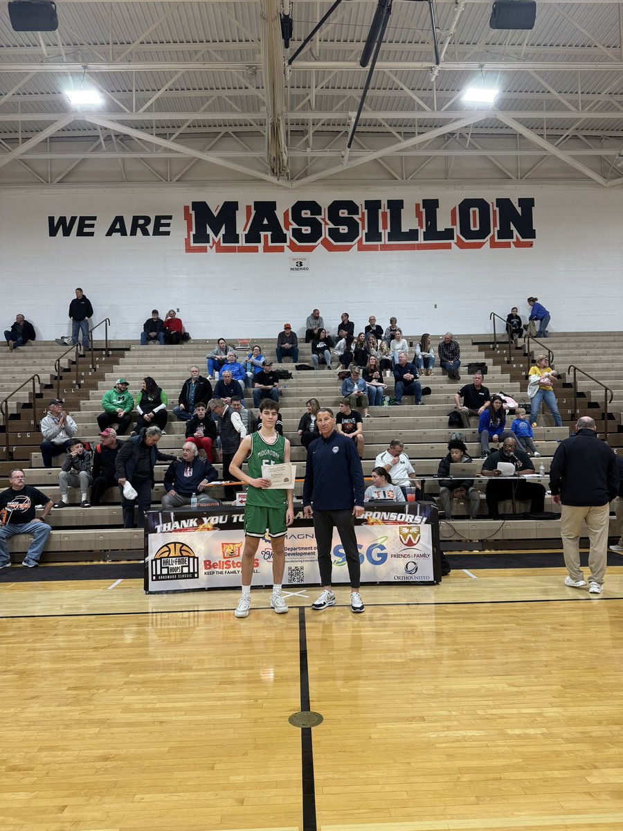 Congratulations to our Scholarship Winners presented by Kevin Shaheen from USA Basketball!
Chippewa: Tallon Becht
Mogadore: Nick Stephenson