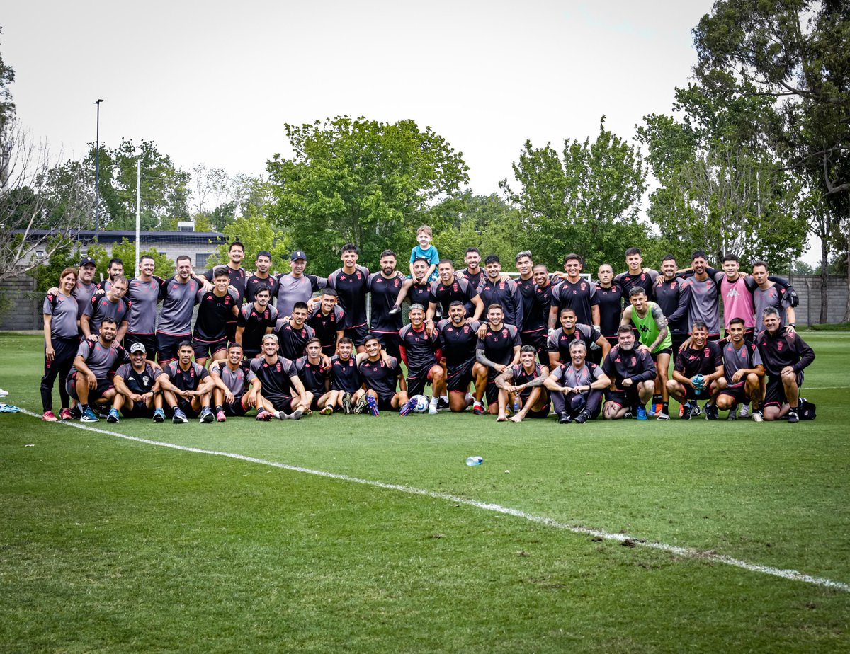 Concentrados para mañana en #Huracán. Todos juntos.
Vamos Globo 🎈!!