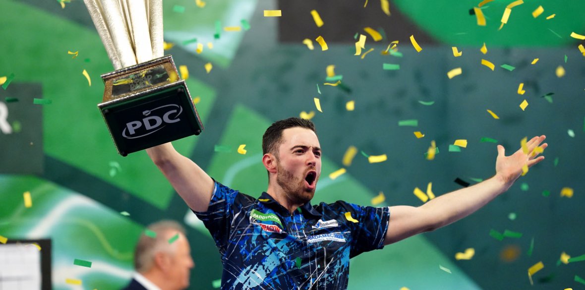 If Luke Humphries retains his PDC World Championship, I’ll give away to one of you a set of his brand new darts and his player shirt 💥

All you have to do to enter is like this tweet, follow <a href="/lukebod96/">Luke ✌🏻</a> , tag a friend who should also enter and repost 🫡

Good luck everyone 🎯