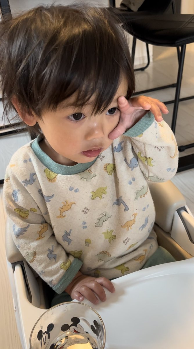htr0308's tweet photo. 3歳あっという間すぎる
もう赤ちゃんじゃなくなってる🥲
将来はアイドルになって下さい🥹 https://t.co/9mkL1CSYFl