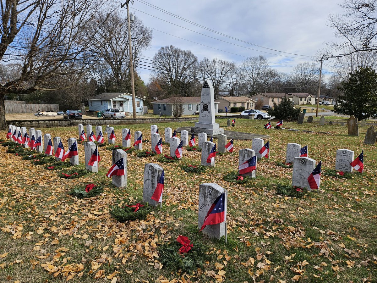 SpringHillSCV's tweet image. Our camp participated in Wreaths Across America today at the Spring Hill Cemetery and laid wreaths for all the Veterans. We placed new 1st National Stars and Bars flags for the Confederates too.  #WreathsAcrossAmerica
