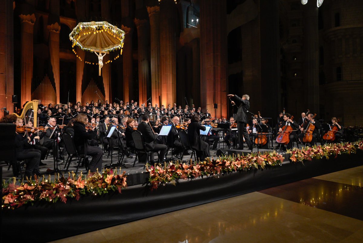 CAT_ El Concert de Nadal a la Sagrada Família és harmonia entre música i bellesa!
Així el vam viure.

<a href="/OSValles/">Simfònica del Vallès (OSV)</a> <a href="/Orfeo_Catala/">Orfeó Català</a> <a href="/SalvadorBrotons/">Salvador Brotons</a> <a href="/palaumusicacat/">Palau de la Música Catalana</a>