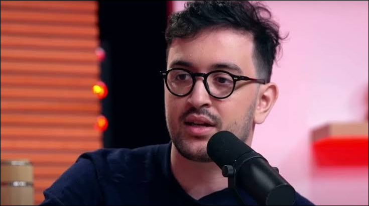 StreamAHO's tweet photo. 🚨 Etoiles @AREtoiles participera en janvier 🗓️
 à Questions pour un champion présenté par @SamuelEtienne . 🫂

#Twitch #Youtube #Kick #Live #Streams #STREAMAHO https://t.co/HBO0c7xtxC