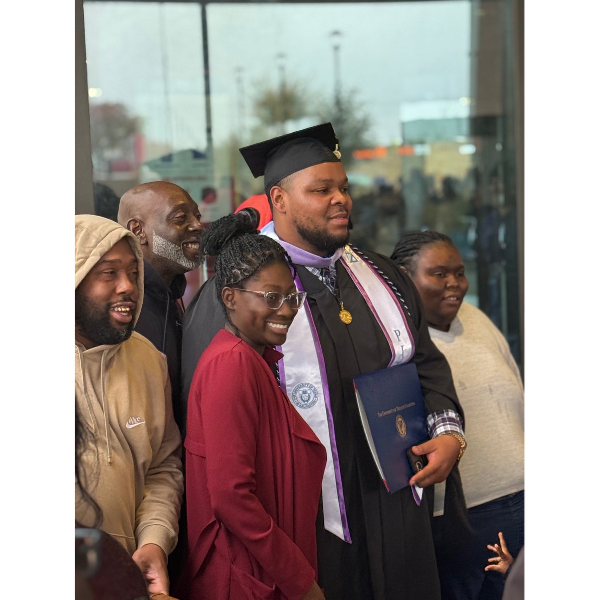 LilTwinDaDon's tweet image. Finally finished. 

#MasterofArchitecture #UTA #BlackGrads