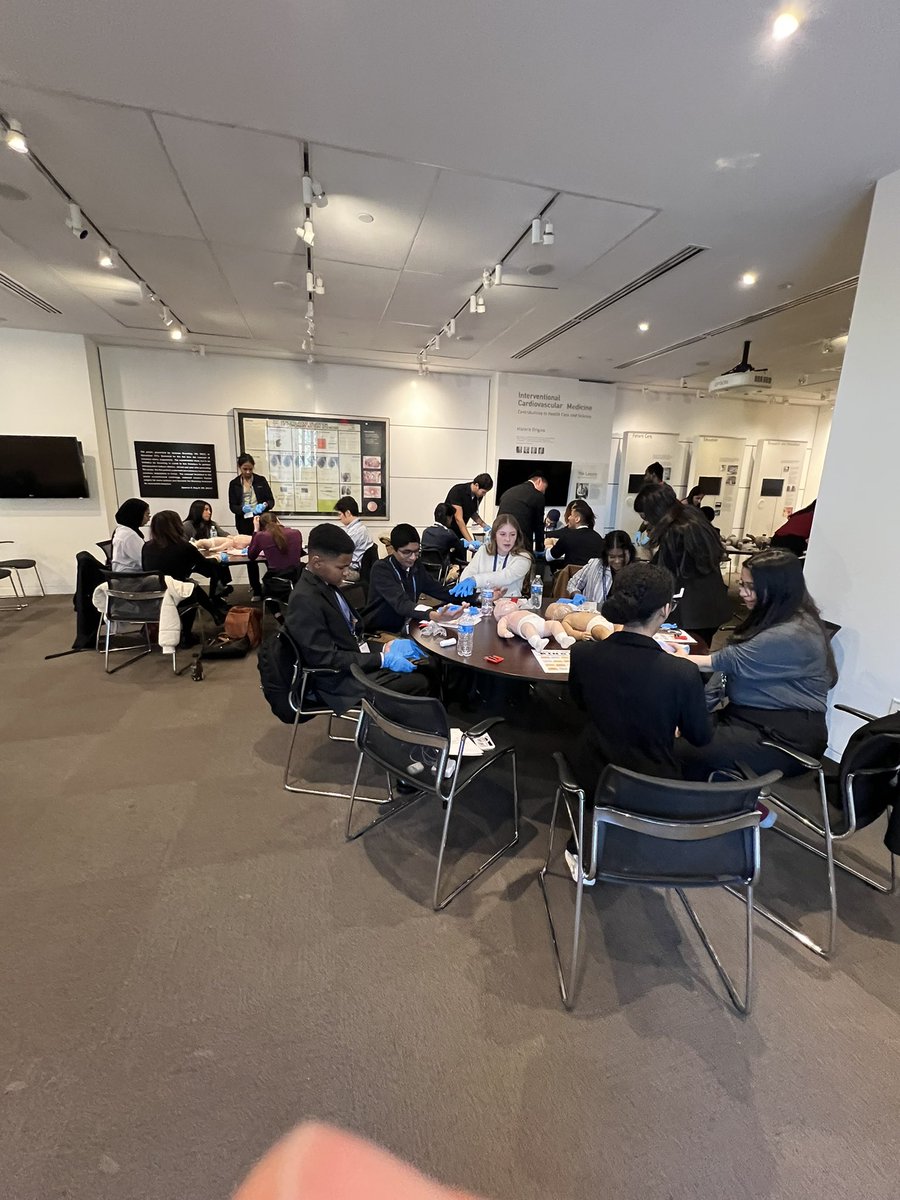 malvarez_md's tweet image. The #ACCYoungScholars are also getting BLS certified during camp. A super important initiative. @ACCinTouch @AHAScience