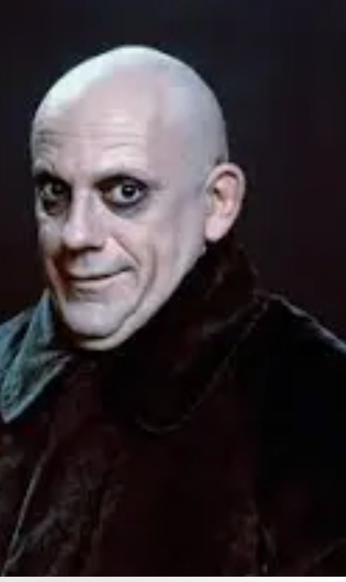 AnnCecilieN's tweet image. Oh my word. 🙈🤭 Uncle Fester’s secret twin, uncle Jester, has left the dungeon and is ready to help the boys escape Queen Janice. 👸🏼🏰 #CulinaryCastle #SortedFood