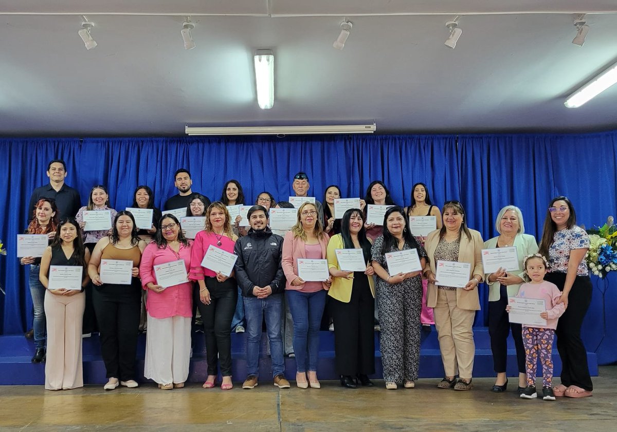 LabEduca's tweet image. Con éxito cerramos IV versión del Programa de Apoyo a la Docencia Escolar, impulsado por M. El Abra. El 2024 se sumaron a Calama las comunas de María Elena y Tocopilla, certificandose más de 80 docentes de la región. Este programa es liderado por El Abra y ejecutado por @UCNorte