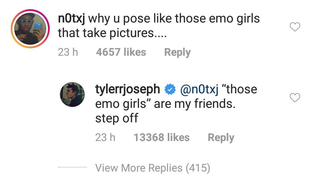 |-/ tweet media