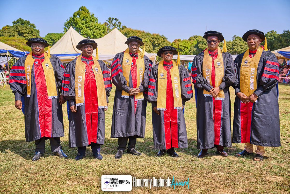 revaustinukporh's tweet photo. Some exciting news worthy of celebration 😁🎊. 

My father in the Lord @ApostleArome was today awarded an honorary Doctorate degree in Missiology, Social Engagement and Advocacy by the prestigious Jos ECWA Theological Seminary. That a Pentecostal can be honoured by an Evangelical institution is nothing short of notable. 

Congratulations, Papa🎉🕺.🥳. May the Lord in His infinite mercies increase you in strength, well-being and compassion to fulfil that which has been written concerning you in the Scriptures of Truth. I pray that you will run this race well, run it to the end and finish your course to the ultimate commendation by our Master, Jesus Christ.

Congratulations again, Papa. I mean, Dr Arome Osayi 🎓😉🤠.@rcnlagos and my family celebrate with you.

#ADecembertoRemember
#CelebrationGalore
#SeewhattheLordhasdone
#DrAromeOsayi